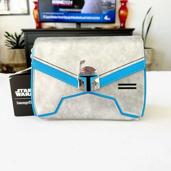 Loungefly Jango Fett Crossbody Bag Purse‎ Chain Strap Disney Star Wars New w Tag - Picture 2 of 11